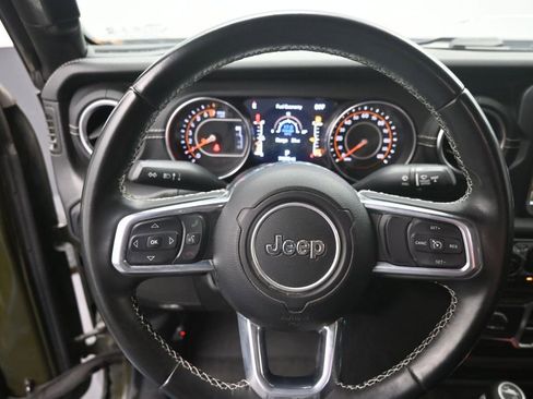 Used 2022 Jeep Gladiator Overland w/ Popular Equipment Package AWD/4WD image 31