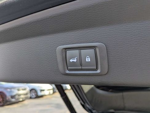 Used 2026 Mitsubishi Outlander SE FWD image 14