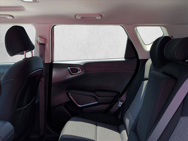 Used 2025 Kia Soul EX FWD image 21