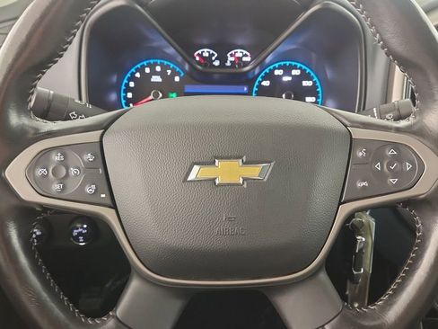 Used 2021 Chevrolet Colorado Z71 w/ Z71 Midnight Edition AWD/4WD image 12