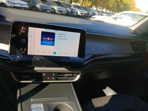 New 2026 Volkswagen Atlas SE image 17