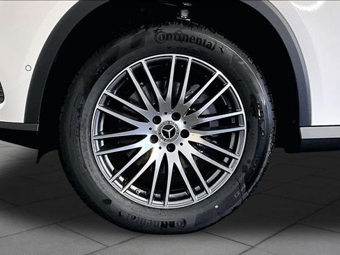 New 2027 Mercedes-Benz GLC 300 4MATIC image 17