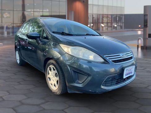 Used 2011 Ford Fiesta SE w/ Super Fuel Economy Pkg image 5