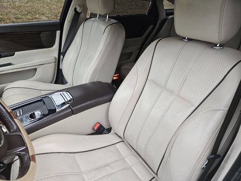 Used 2014 Jaguar XJ L Portfolio image 12