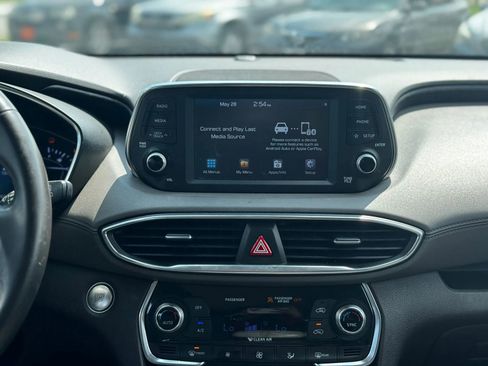 Used 2020 Hyundai Santa Fe SEL w/ Convenience Package FWD image 13
