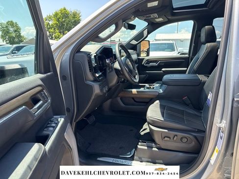 Used 2025 Chevrolet Silverado 3500 High Country w/ High Country Premium Package AWD/4WD image 17