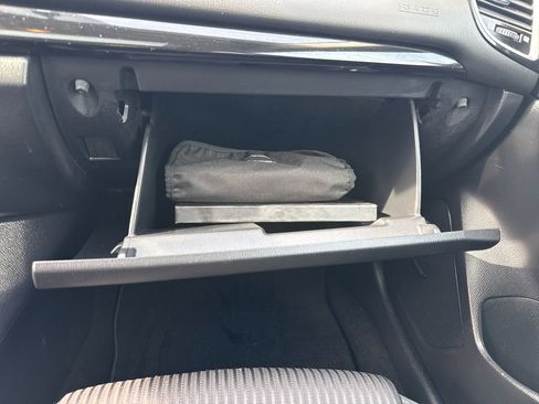 Used 2016 MAZDA MAZDA3 i Touring w/ Popular Equipment Package image 31