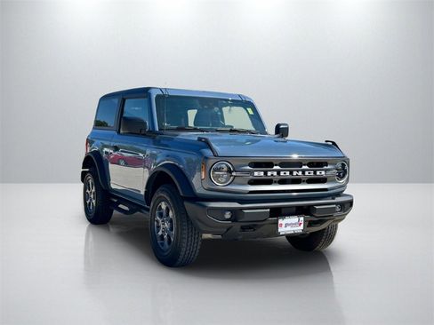 Used 2024 Ford Bronco Big Bend image 3