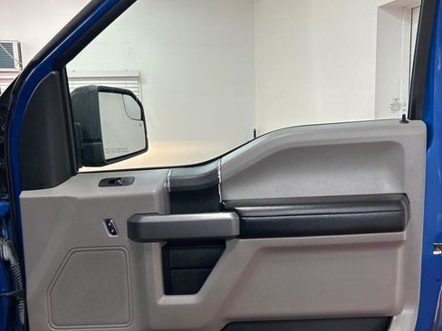 Used 2017 Ford F150 XLT w/ Equipment Group 301A Mid AWD/4WD image 20