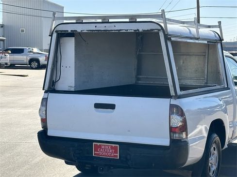 Used 2010 Toyota Tacoma 2WD Regular Cab image 7