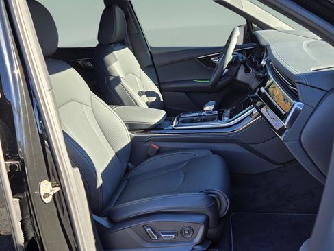 New 2025 Audi Q7 3.0T Prestige image 19