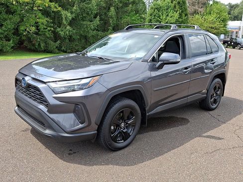 Used 2024 Toyota RAV4 XLE w/ Convenience Package AWD/4WD image 6