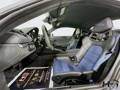 Used 2025 Porsche 718 Cayman GT4 RS image 16