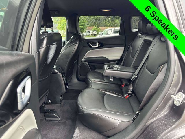 Used 2023 Jeep Compass Limited AWD/4WD image 23