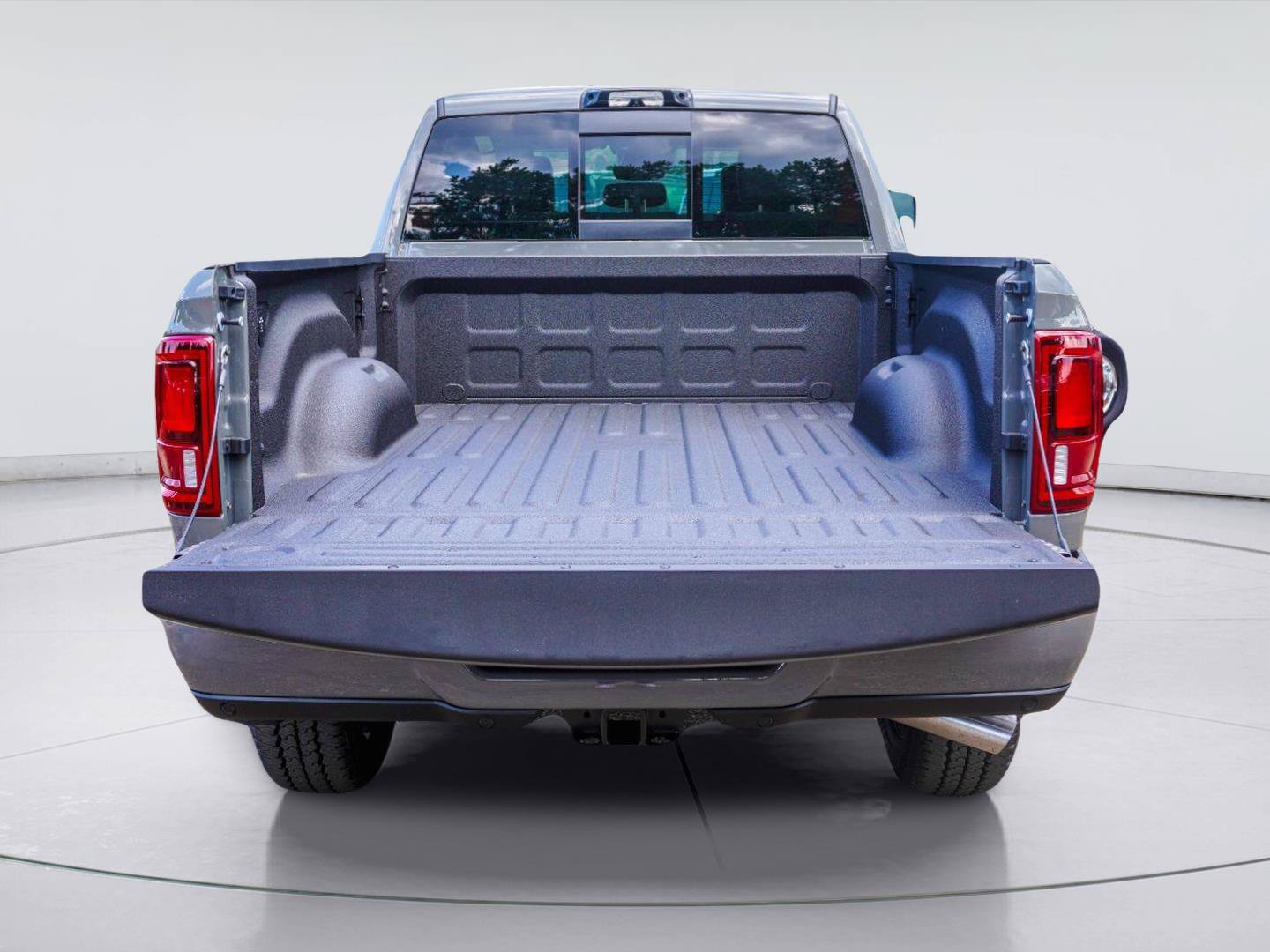 New 2027 RAM 2500 Laramie AWD/4WD image 9