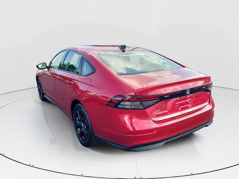 Certified 2025 Honda Accord SE image 29