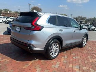 Used 2025 Honda CR-V EX-L video 2