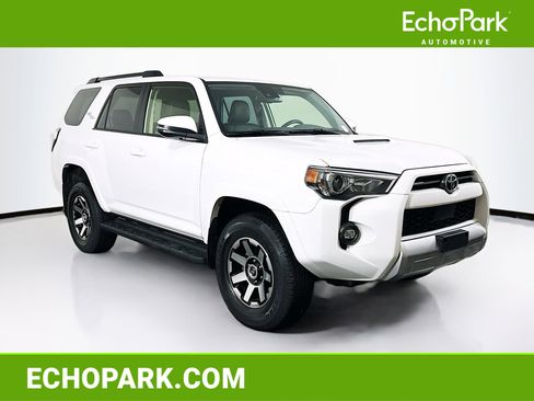 Used 2024 Toyota 4Runner TRD Off-Road Premium image 1