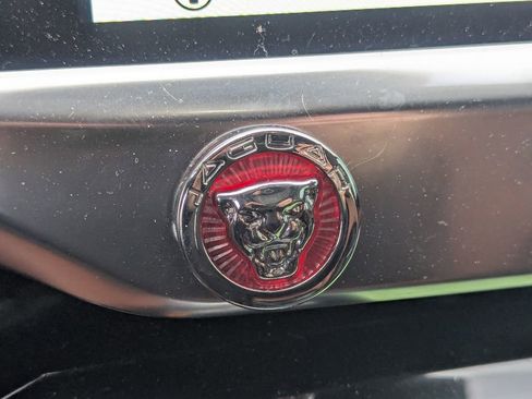 Used 2020 Jaguar I-PACE SE image 15