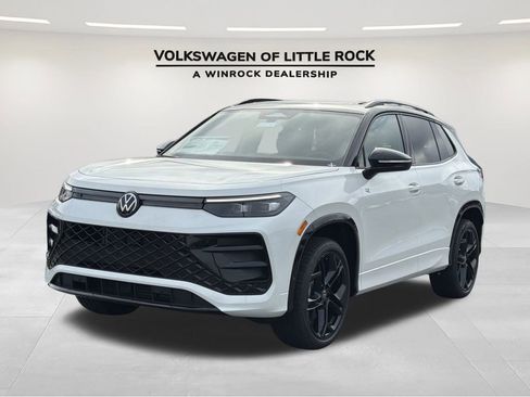 New 2026 Volkswagen Tiguan SE R-Line image 1