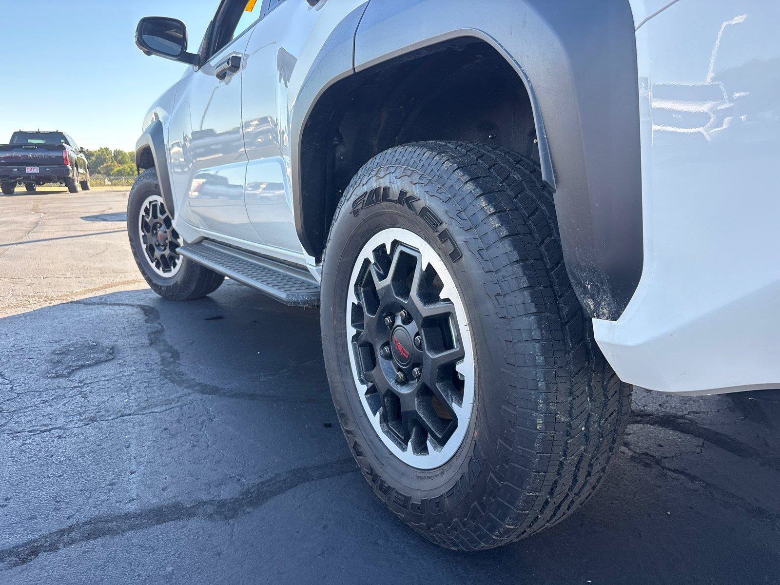 Used 2026 Toyota 4Runner TRD Off-Road Premium AWD/4WD image 7