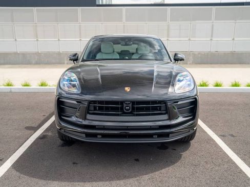 New 2026 Porsche Macan AWD/4WD image 6