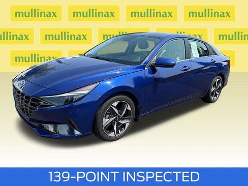 Used 2023 Hyundai Elantra Limited FWD image 15
