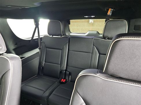 New 2026 Chevrolet Suburban Premier w/ Sun And Tow Package image 20