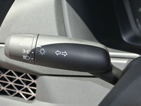 Used 2025 Honda Accord SE image 30