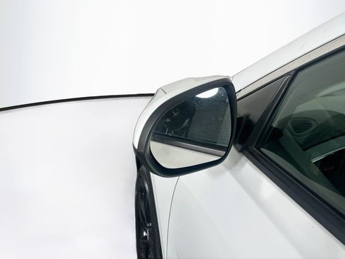 Used 2024 Buick Encore GX Sport Touring FWD image 16