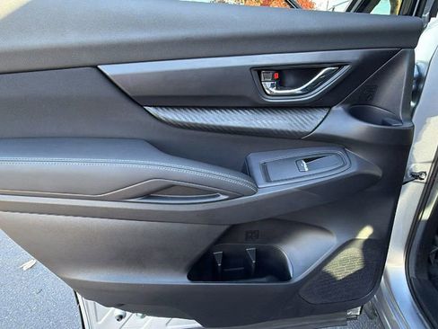 Used 2024 Subaru Ascent Premium w/ Convenience Package image 14