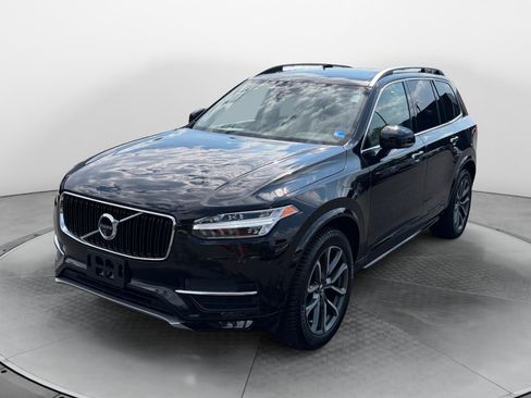 Used 2017 Volvo XC90 T6 Momentum w/ Vision Package AWD/4WD image 3