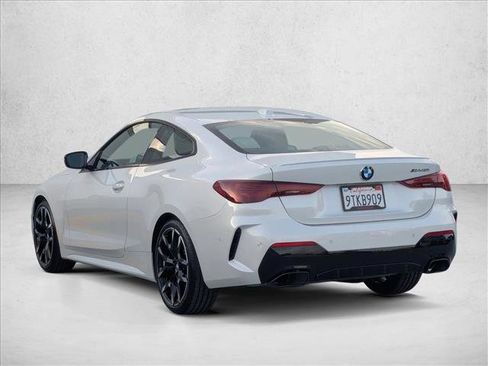 Used 2025 BMW M440i Coupe w/ Premium Package image 8