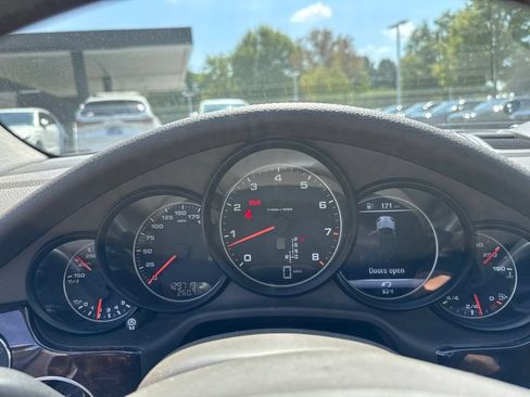 Used 2016 Porsche Panamera 4 AWD/4WD image 15