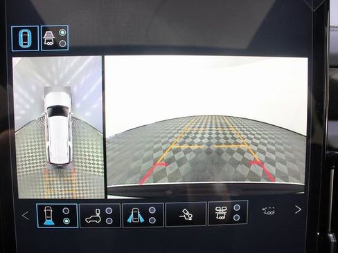 New 2026 GMC Yukon XL AT4 w/ AT4 Premium Plus Package image 5