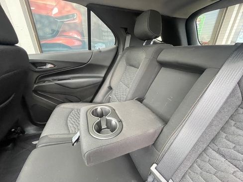 Used 2021 Chevrolet Equinox LT image 18