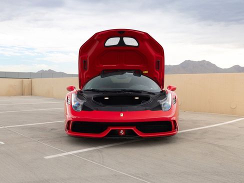 Used 2014 Ferrari 458 Speciale Coupe RWD image 23