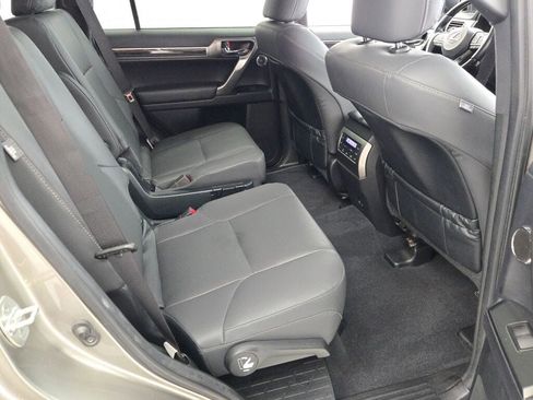 Used 2023 Lexus GX 460 Premium image 11