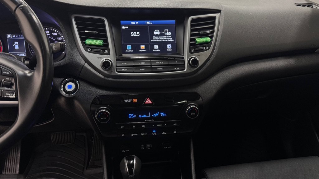 Used 2018 Hyundai Tucson Value FWD image 19