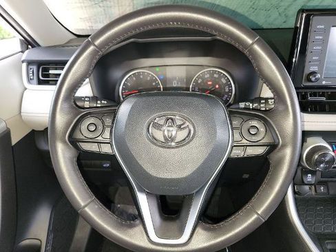 Used 2021 Toyota RAV4 XLE Premium FWD image 23