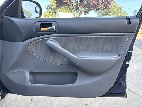 Used 2005 Honda Civic LX image 37