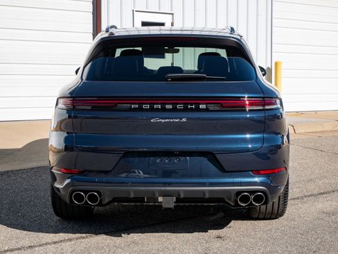 New 2026 Porsche Cayenne S AWD/4WD image 6