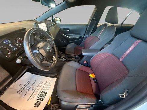 Used 2025 Toyota Corolla SE FWD image 11