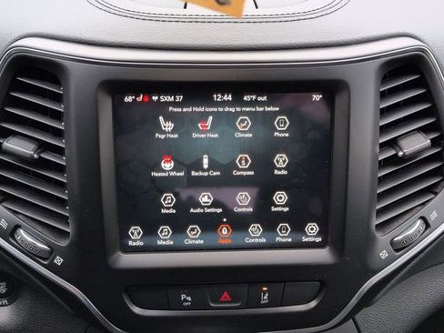 Used 2021 Jeep Cherokee Latitude Lux w/ Comfort/Convenience Group image 15