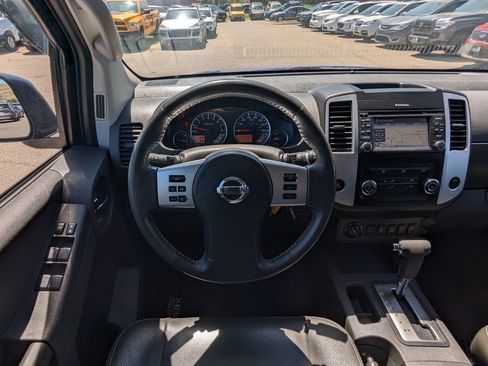 Used 2015 Nissan Xterra PRO-4X AWD/4WD image 18