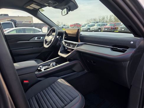 New 2026 Ford Explorer ST-Line AWD/4WD image 32