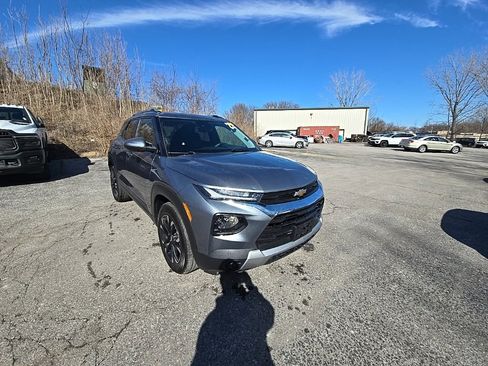 Used 2022 Chevrolet TrailBlazer LT image 11