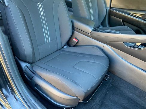 Used 2023 Hyundai Elantra SEL w/ Cargo Package FWD image 47