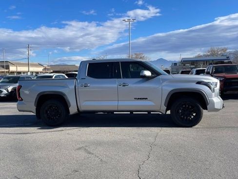 Used 2023 Toyota Tundra Limited image 5