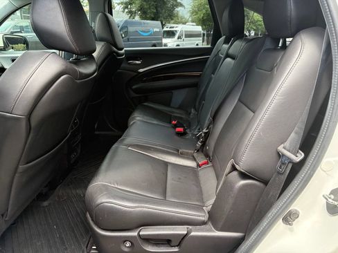 Used 2019 Acura MDX FWD image 10